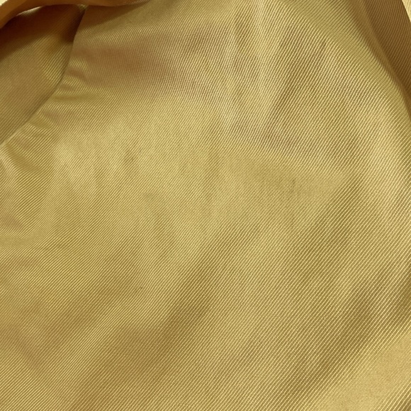 Banana Republic size 6, gold skirt with belt - Picture 11 of 11